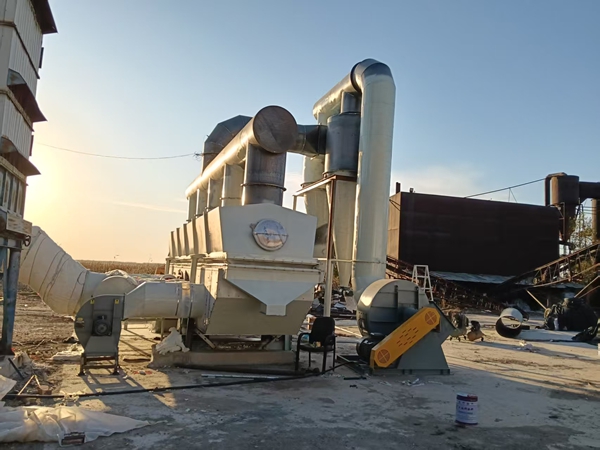Vibration fluidized bed dryer